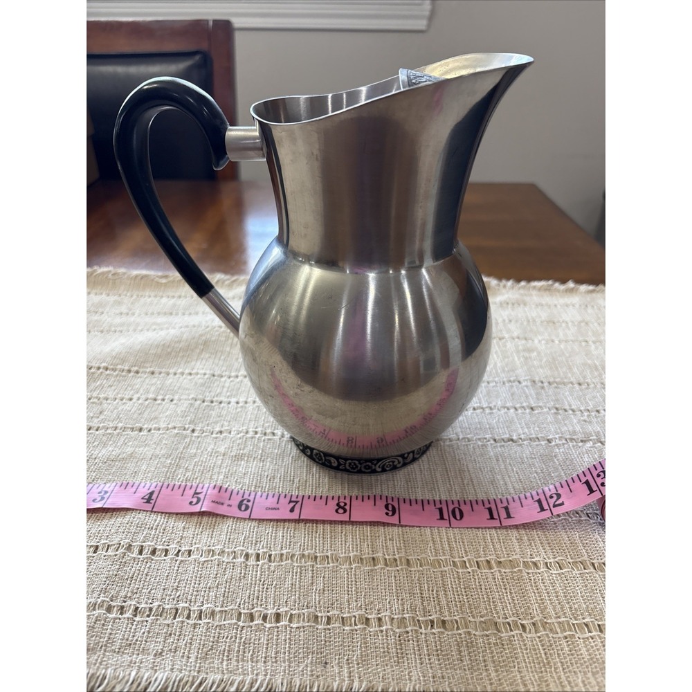 Oneida Custom 18/8 Stainless Pitcher Black Wooden Handle Floral Pattern